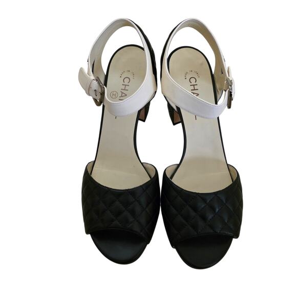 Chanel 2016 Karl Lagerfeld Quilted Navy CC Block Heel Sandals IT 41 US 10–10.5 - Picture 7 of 15